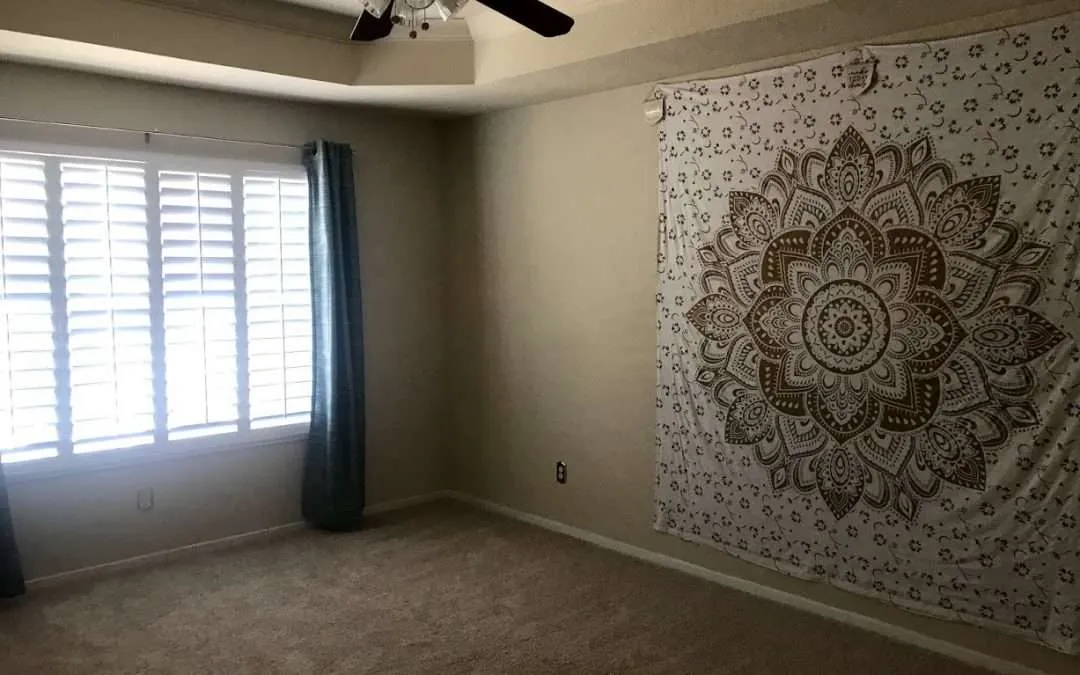 Family room before staging
